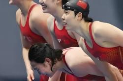 lol全球总决赛-包含中国队运动员勇夺冠军！观众欢呼雀跃的词条