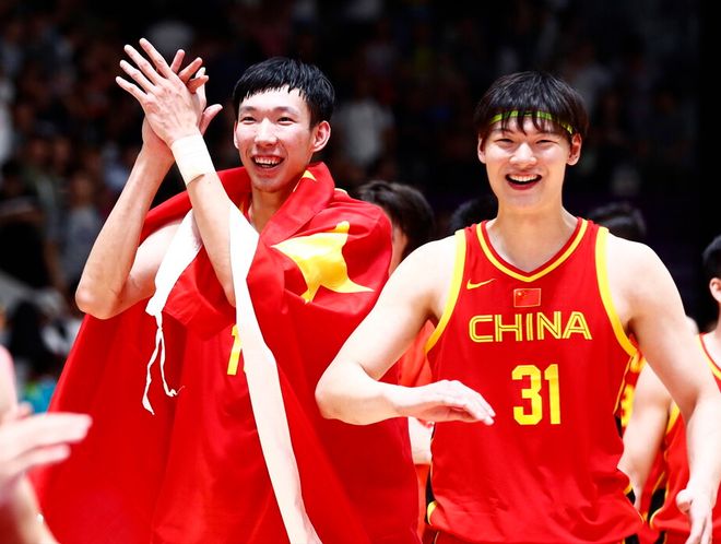 篮球巨星代表中国队出征亚运会,斩获金牌 篮球巨星代表中国队出征亚运会,斩获金牌