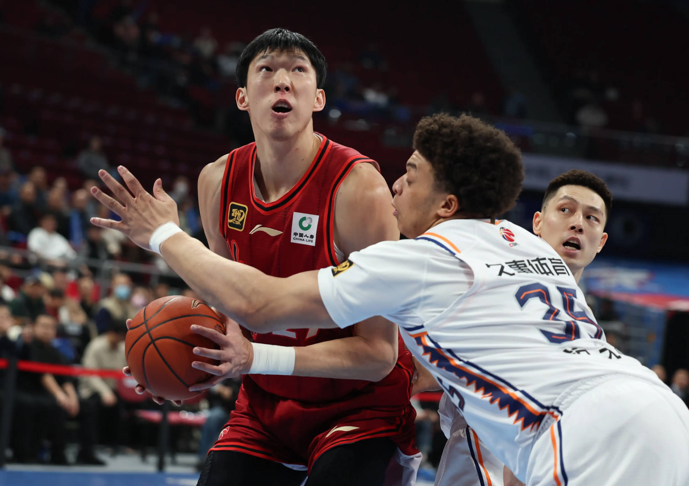 关于主力受伤！新秀球队绝地反击的信息