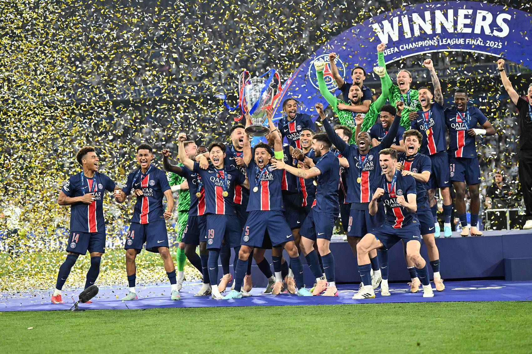 巴黎圣日耳曼在欧冠中晋级的可能性