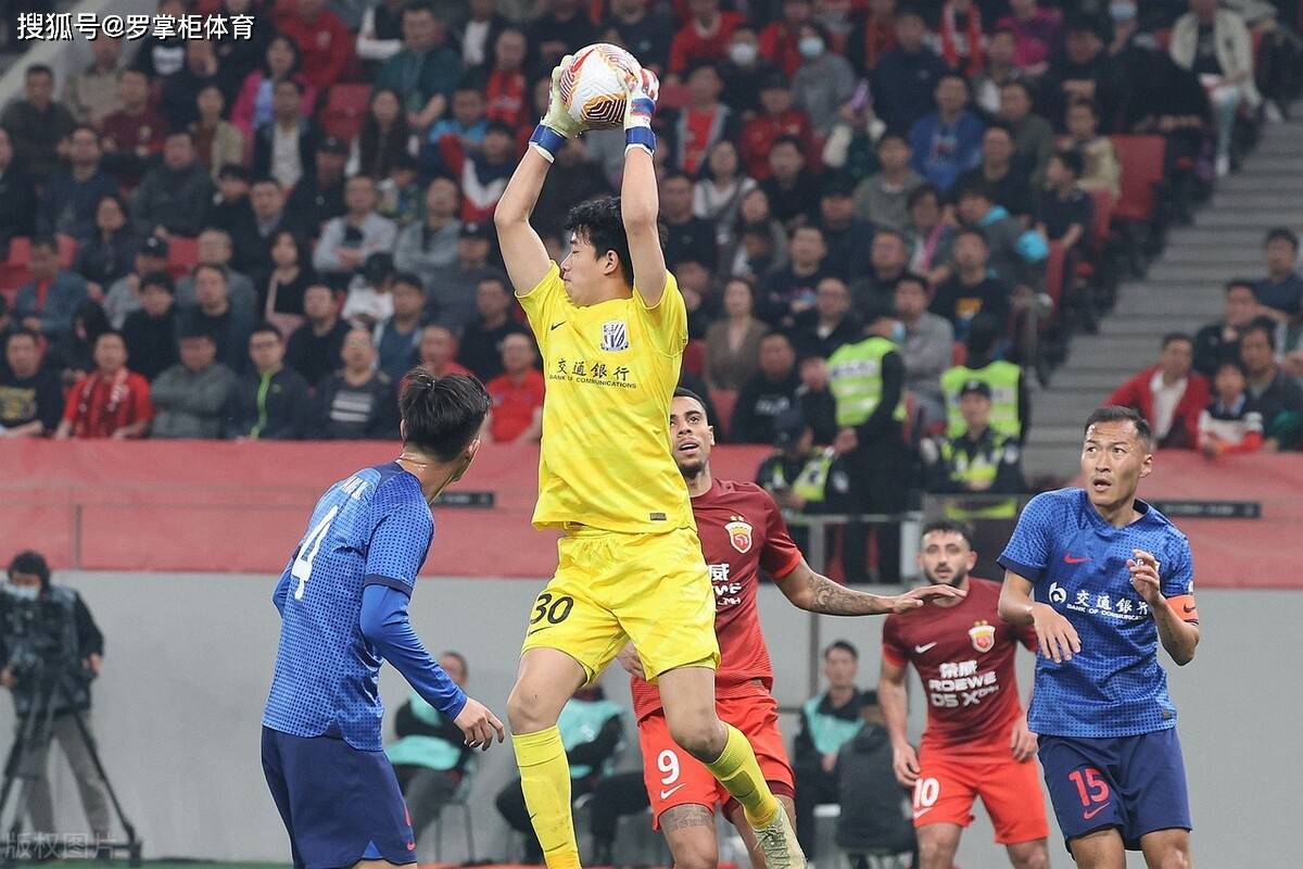 关于幕后队交易运作消息不胫而走，引发球迷热议的信息