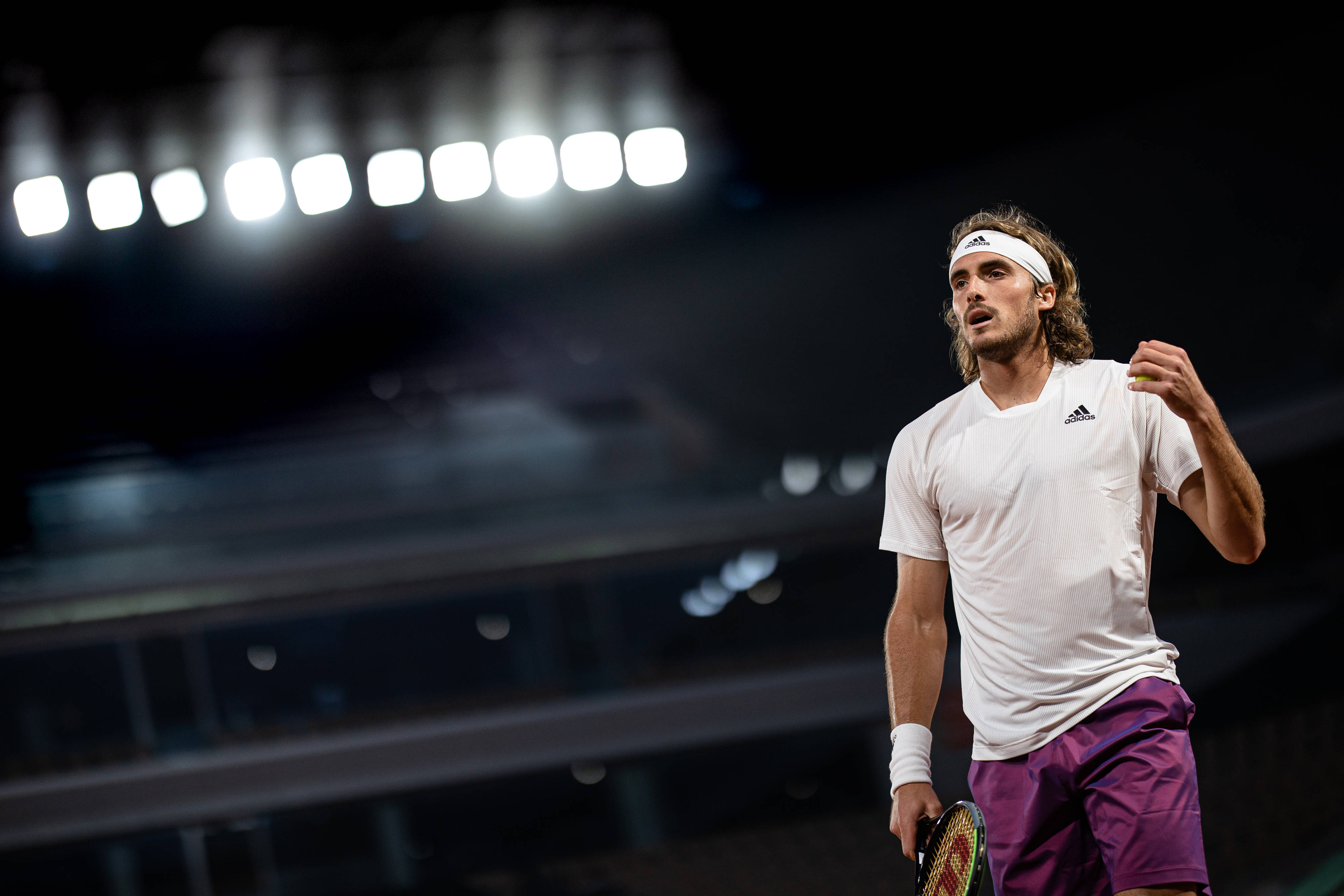 关于日本网球队爆冷世界网球队，西西帕斯惊艳世界的信息