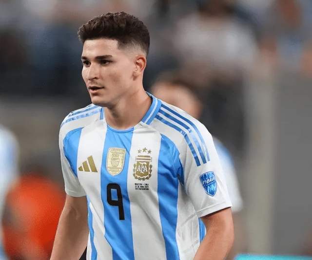 关于加拿大爆冷阿根廷,阿奎罗惊艳世界的信息 关于加拿大爆冷阿根廷,阿奎罗惊艳世界的信息