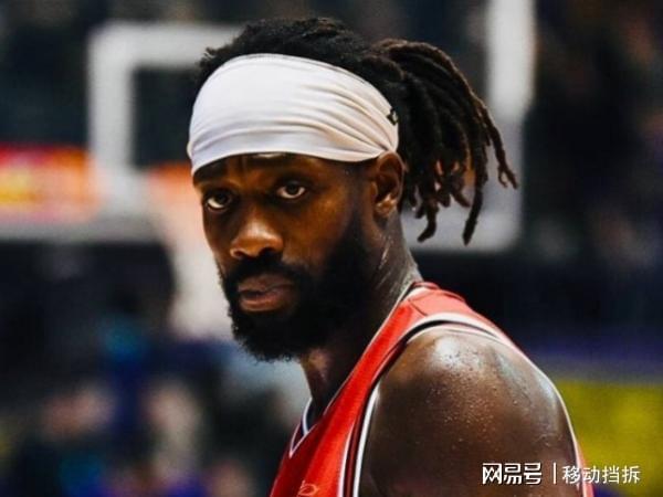 包含勇士强势菲律宾男篮，贝弗利关键制胜的词条